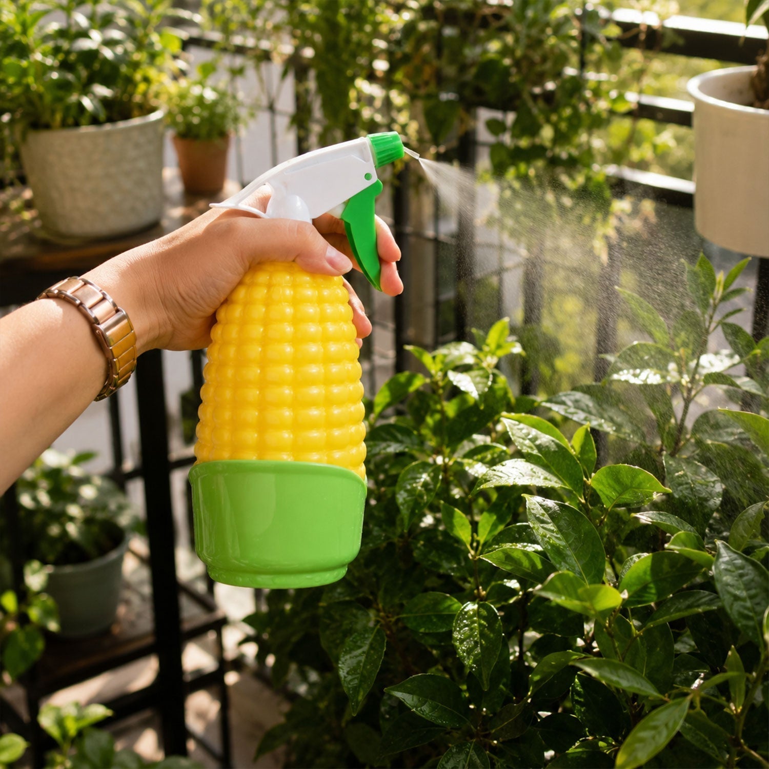 Corn Shape Trigger Spray Bottle Water Sprayer For Plants And Cleaning (1 Pc)