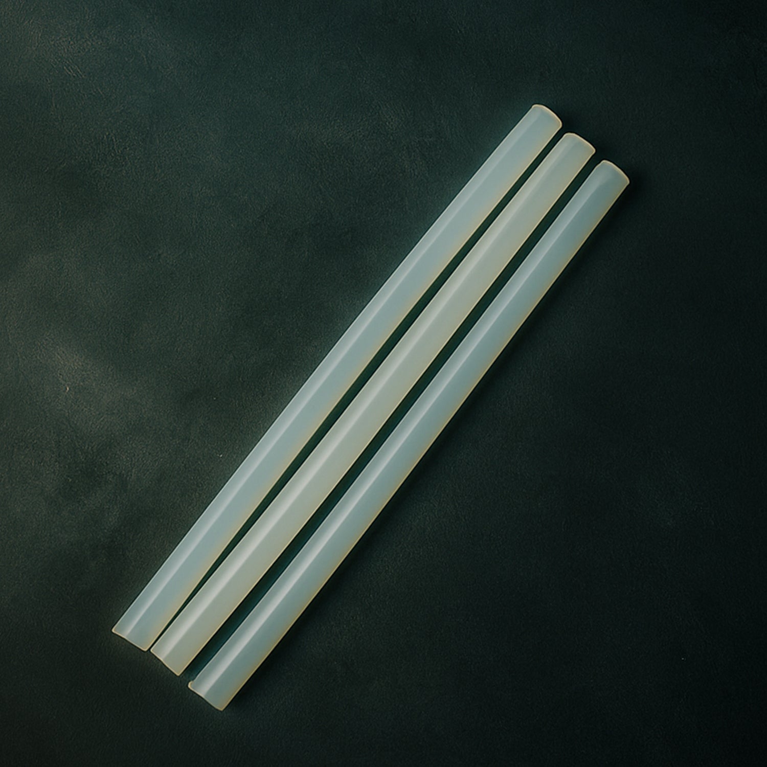 Hot Melt Glue Sticks For Glue Gun  20 Cm Long