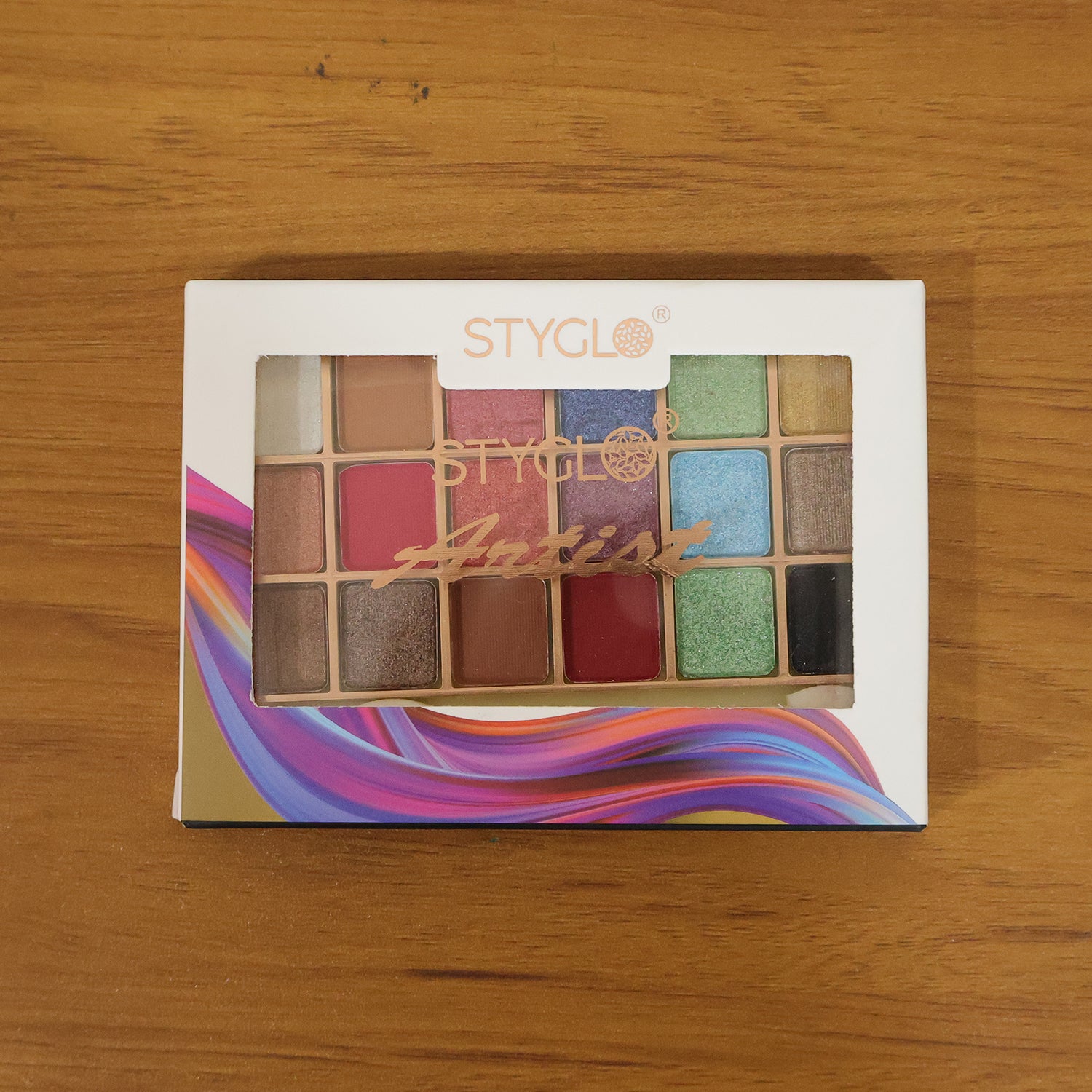 18 Color Eyeshadow Makeup Palette 1 Pc