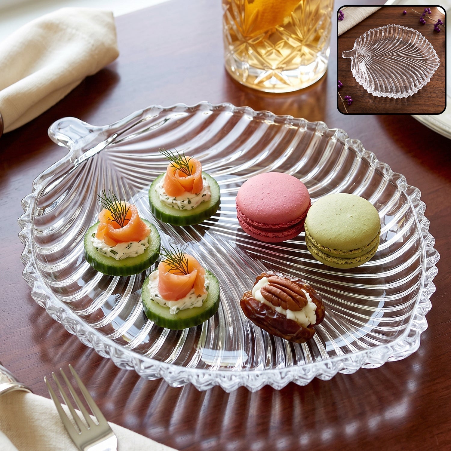 Leaf Shape Glass Serving Tray 20 X 16 Cm Platter For Snacks And Dessert (1 Pc)