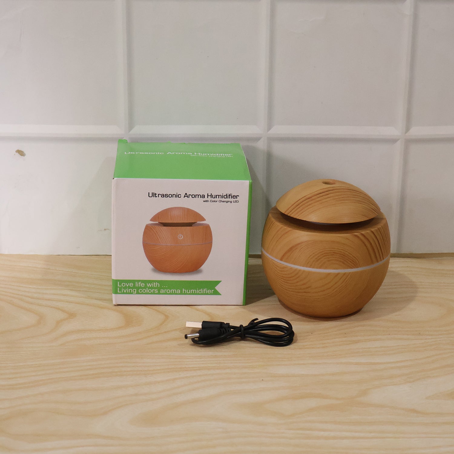 Ultrasonic Aroma Diffuser Humidifier 200ml With Led Light For Home Office (1 Pc)