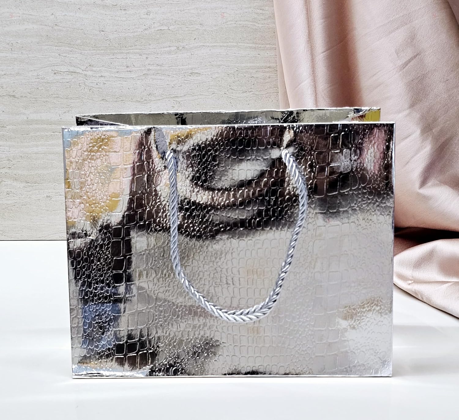 Big Size Shiny Paper Bag Gift Bags with Handle Gift Paper bag, gift For Gifting, marriage, Return Gifts, Birthday, Wedding, Party, Season's Greetings (Big, Silver) - Image 4