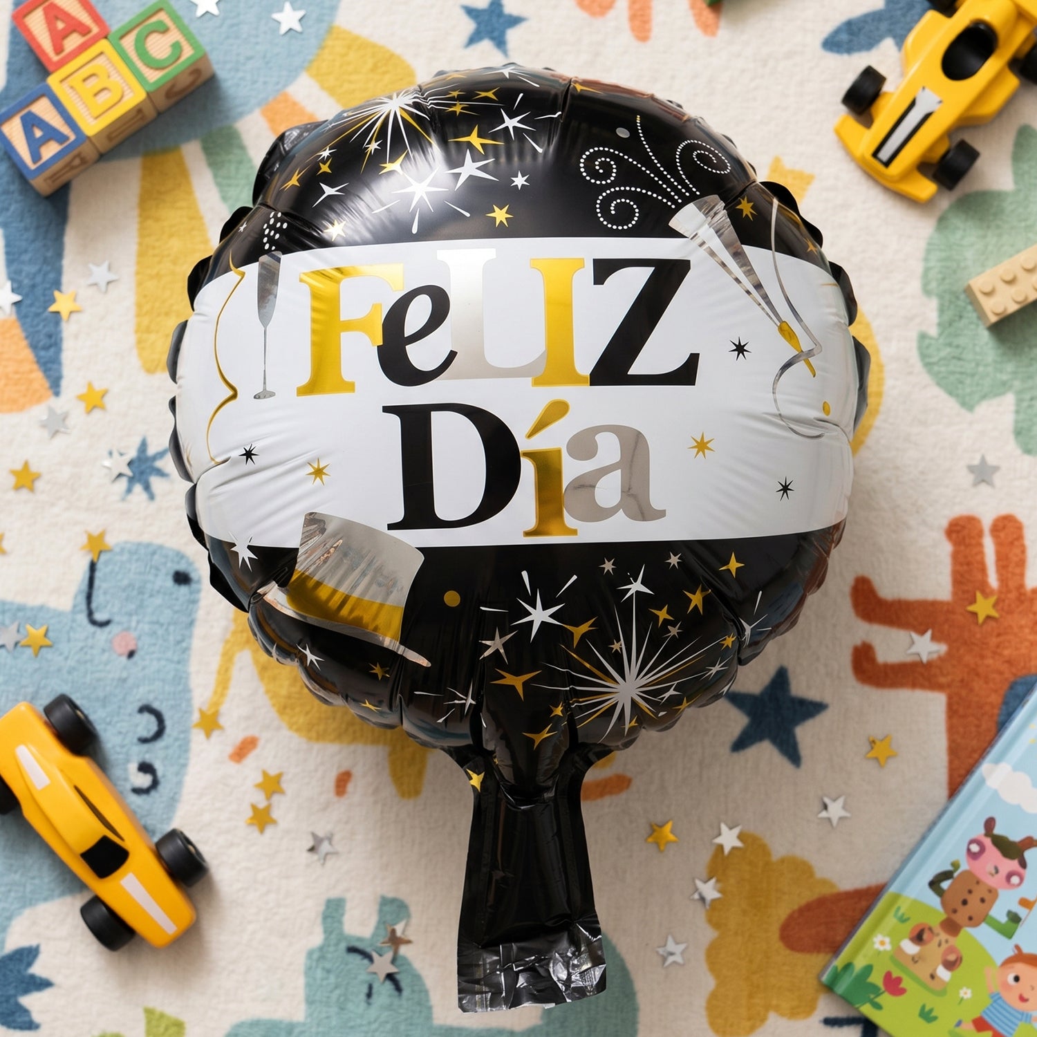 Black Golden Feliz Dia Round Foil Balloon (1 Pc)
