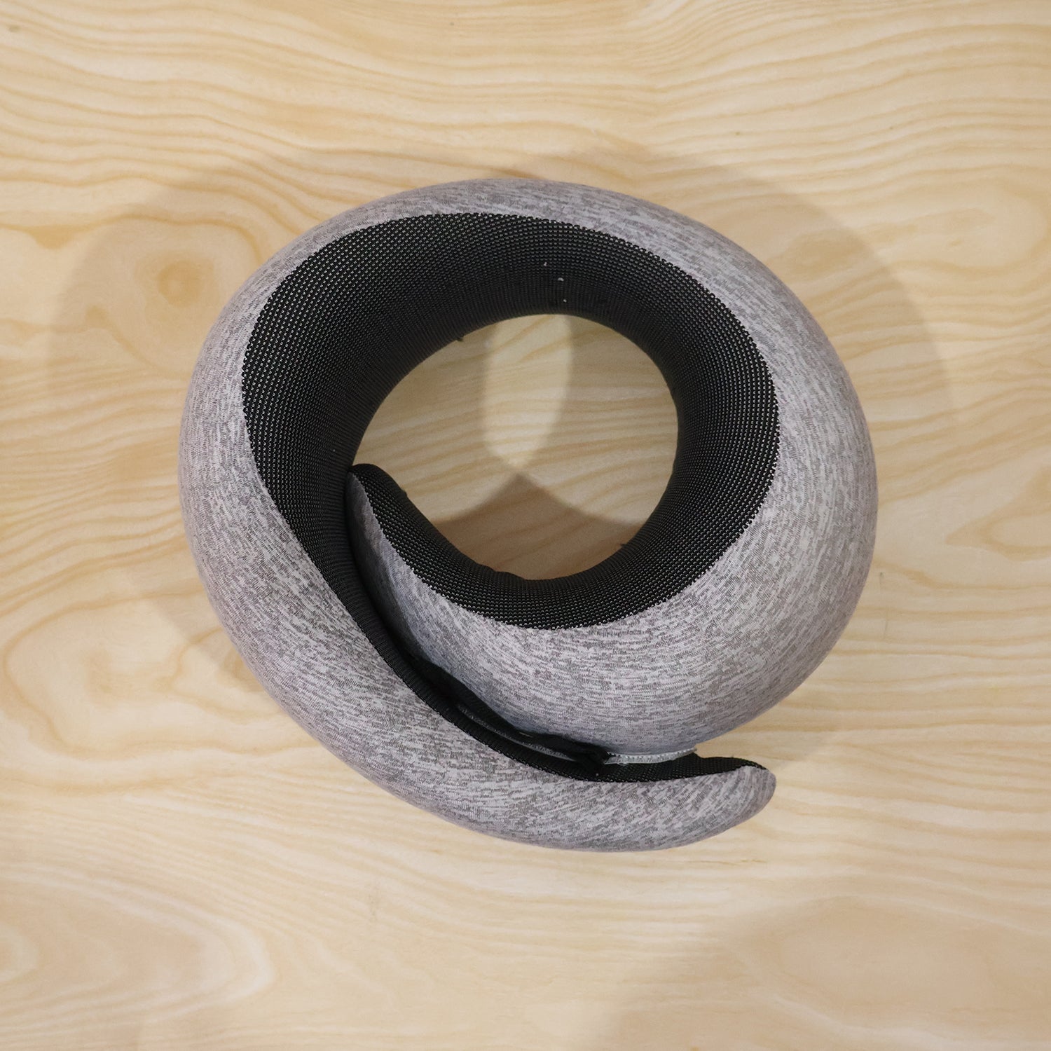 Soft Travel Neck Pillow Memory Foam U-shaped Support Pillow For Flights (1 Pc)