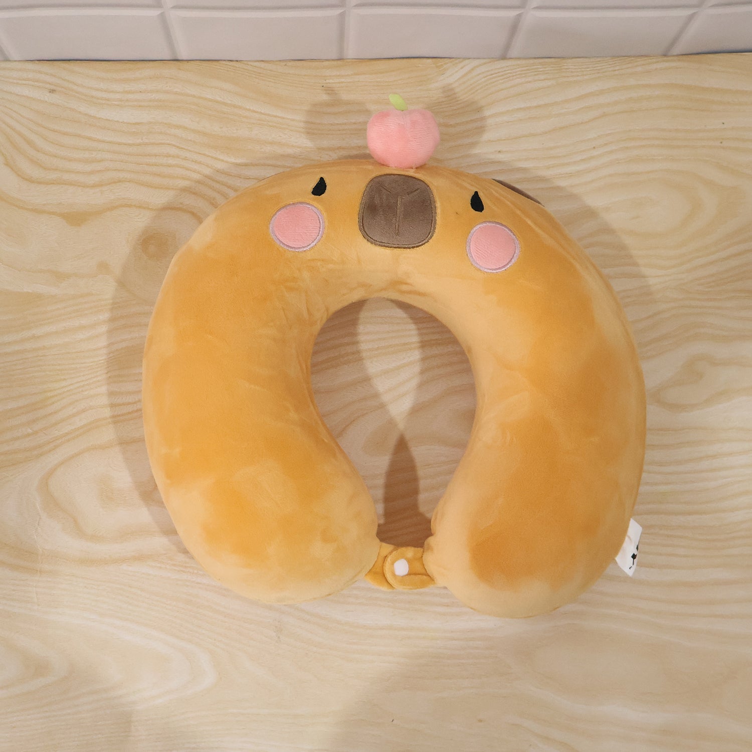 U-shaped Travel Neck Pillow Cute Capybara Soft Plush Pillow For Kids (1 Pc)