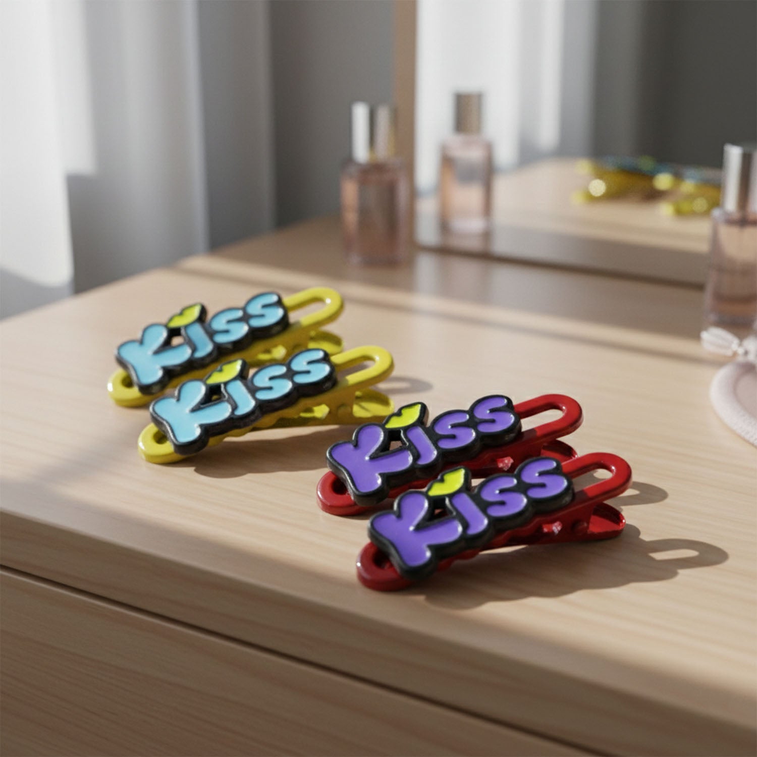 Decorative Kiss Text Hair Clip Set (4 Pc)