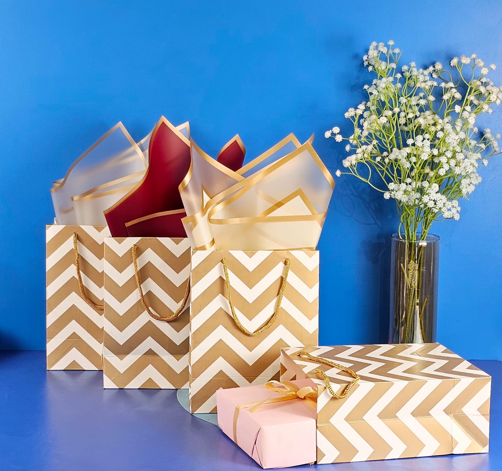 Small mini Golden Gift Paper Bags for Return Gifts Carry Bags for Gifting,valentine gift bag,wedding Marriage Engagment party shopping bag box (golden color)(small) - Image 1