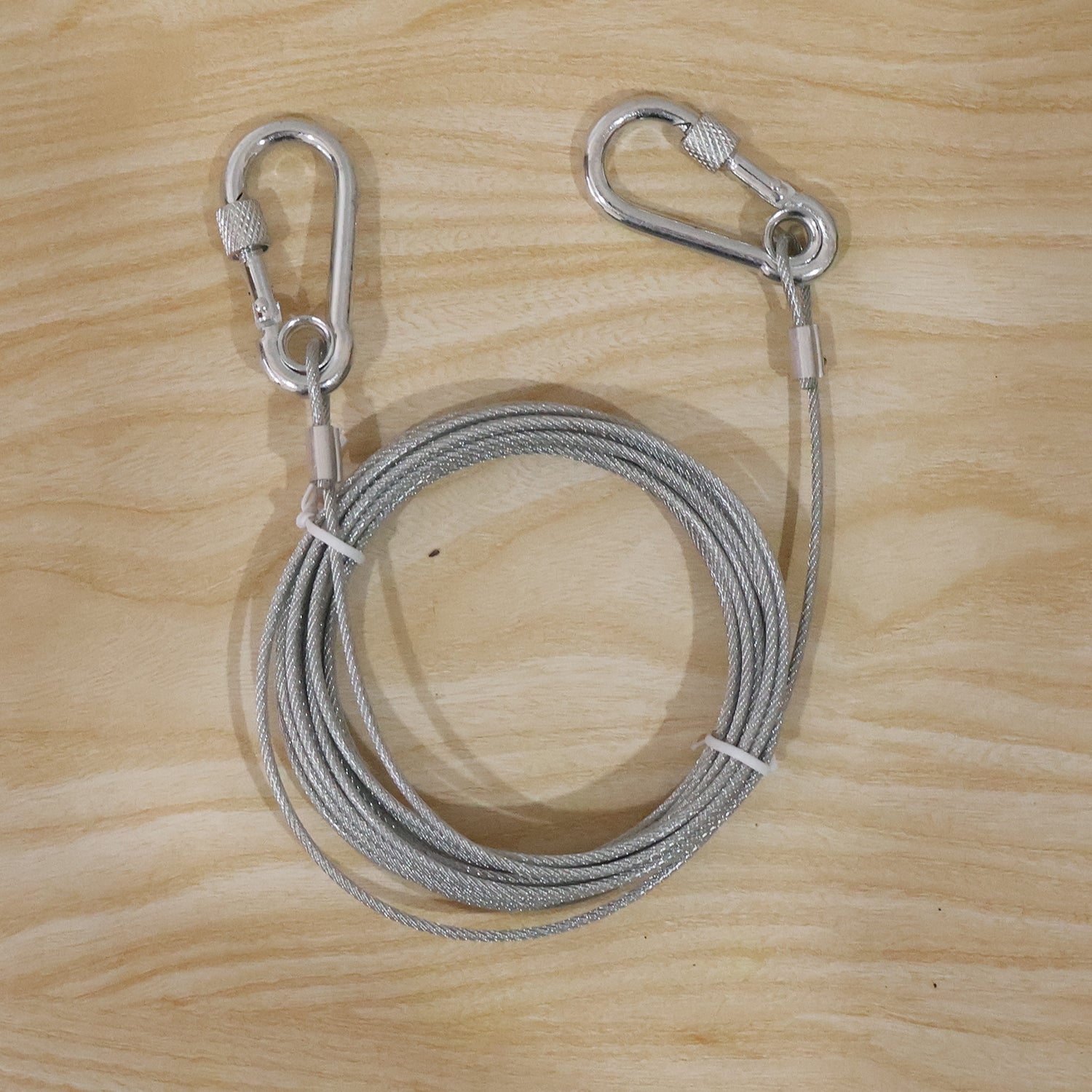 Heavy Duty Steel Wire Rope  5 Meter Clothesline With Carabiner Hooks