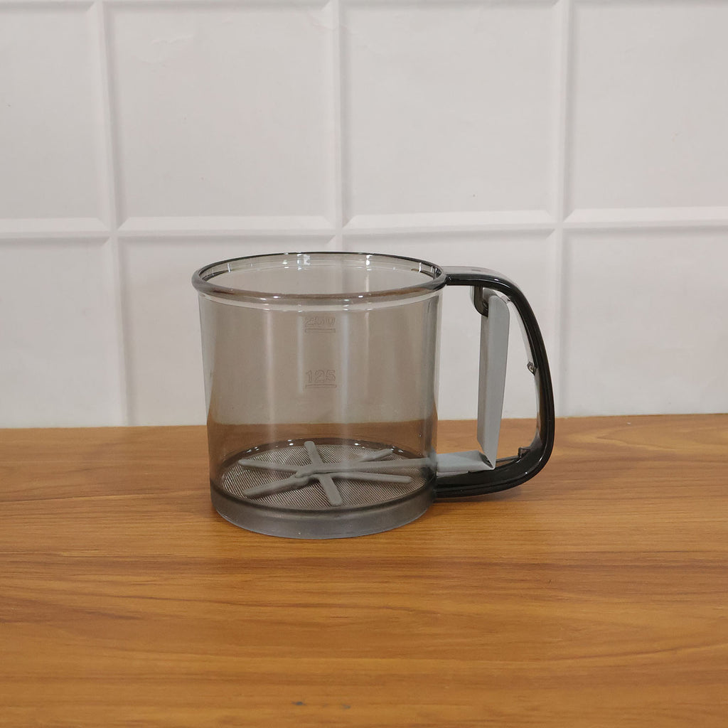 Plastic Flour Sieve Cup With Handle And Fine Mesh Filter For Kitchen Baking