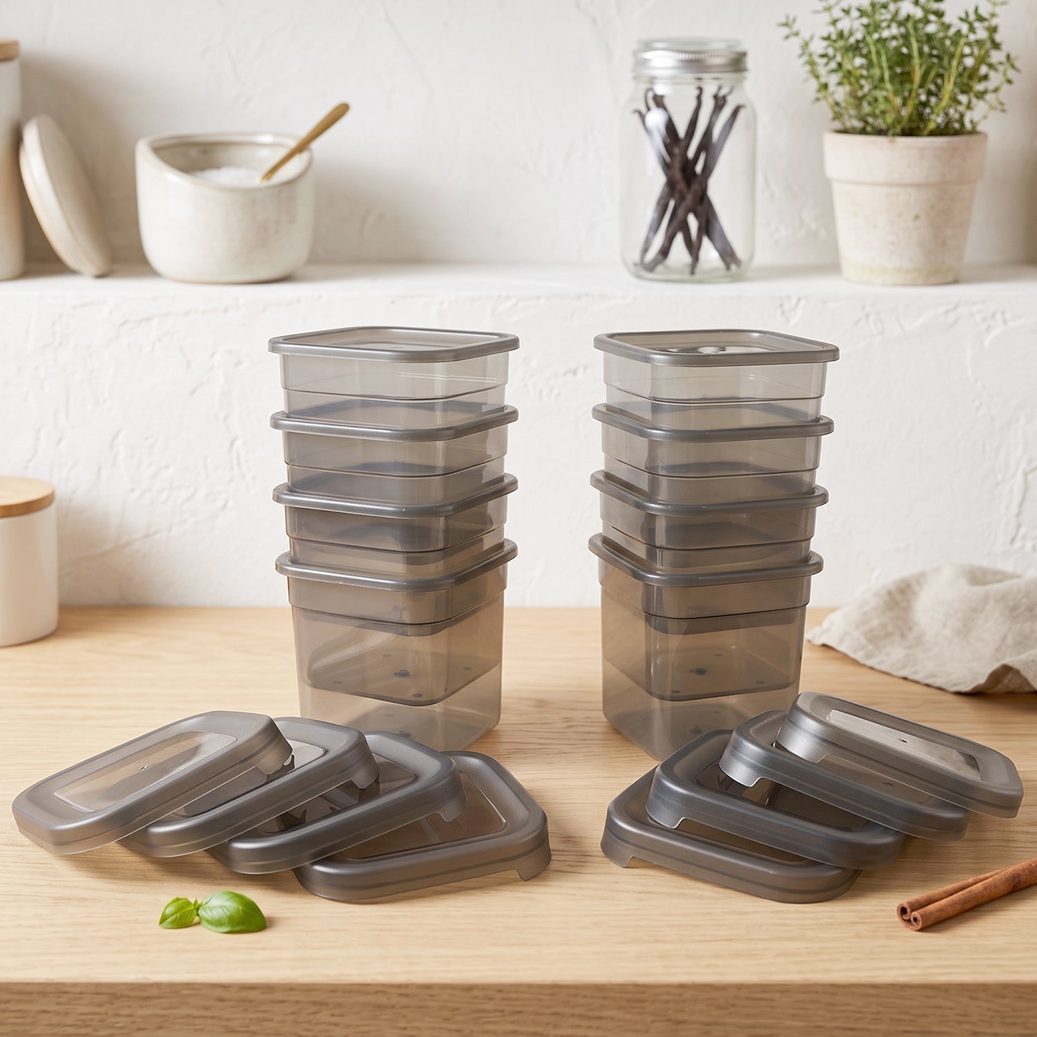 Plastic Food Storage Container Set 700ml Airtight Pantry Jars (8 Pc Set)