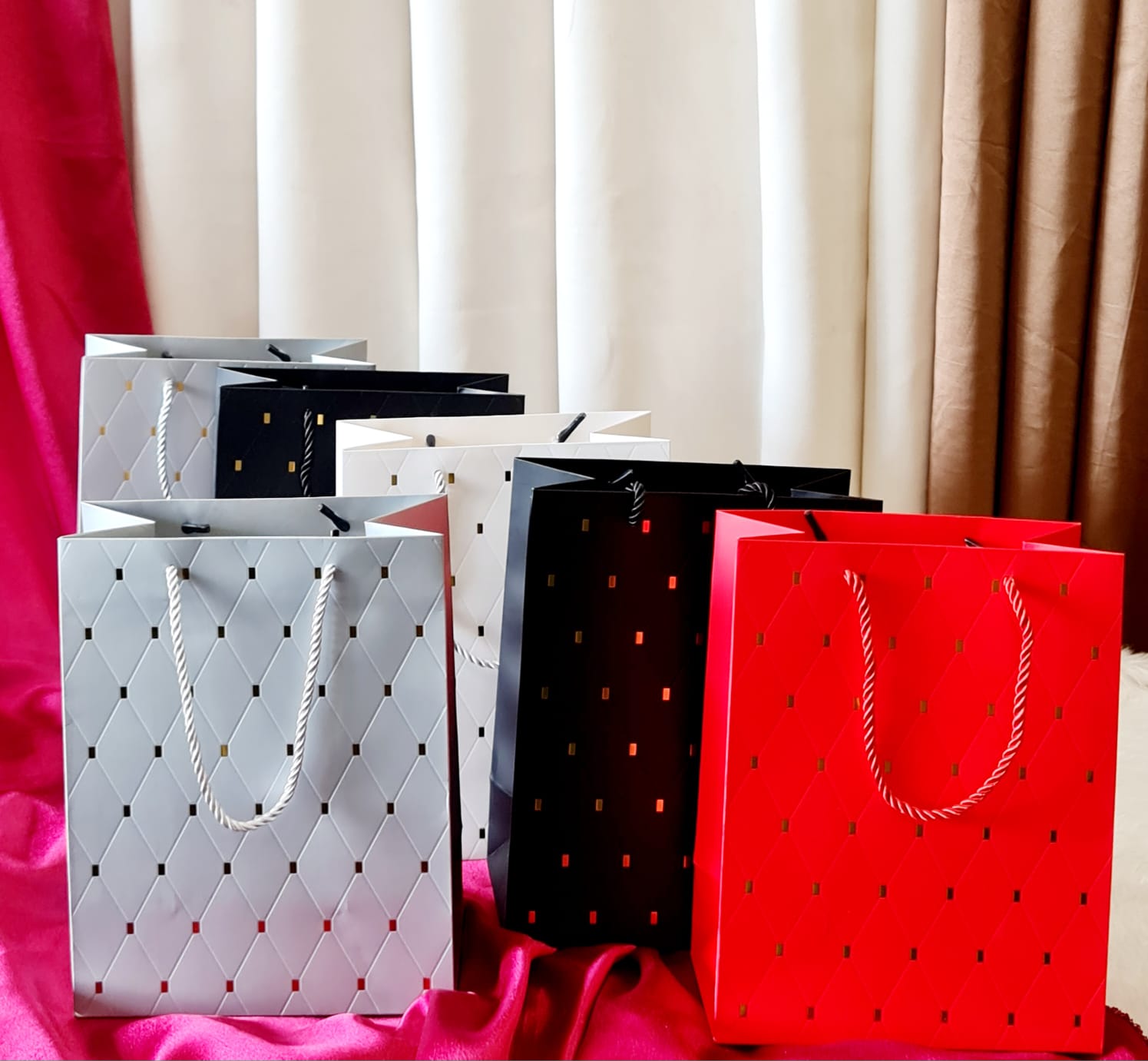 Large Paper Bag Goodie Bags With Handle Gift Paper bag, Carry Bags, gift For Valentine Gifting, marriage Return Gifts, Birthday, Wedding, Party, Season's Greetings(Mix Color) (Large) - Image 1