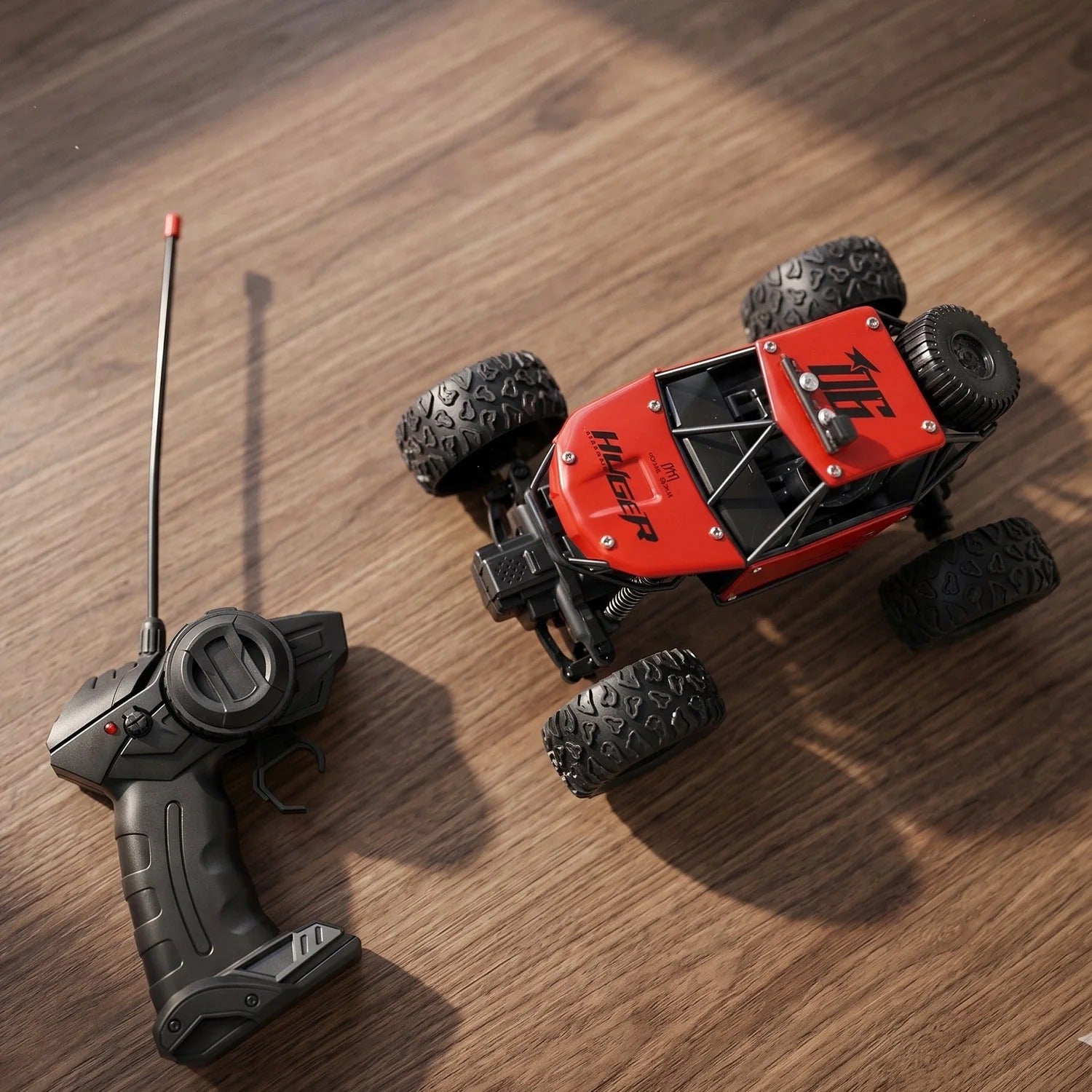 17816   118 Scale Rock Crawler Monster Rc Truck All Terrain Stunt Racing Car Rechargeable Indoor Outdoor Toy Car
