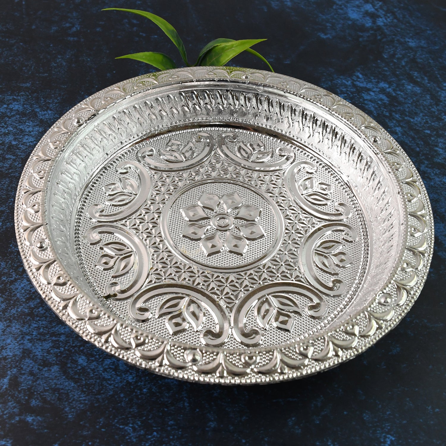 Traditional Silver Finish Plastic Pooja Thali (1 Pc)